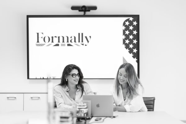 👉 10 Passaggi per Dominare l’Inglese Commerciale – Corso di Business English Online